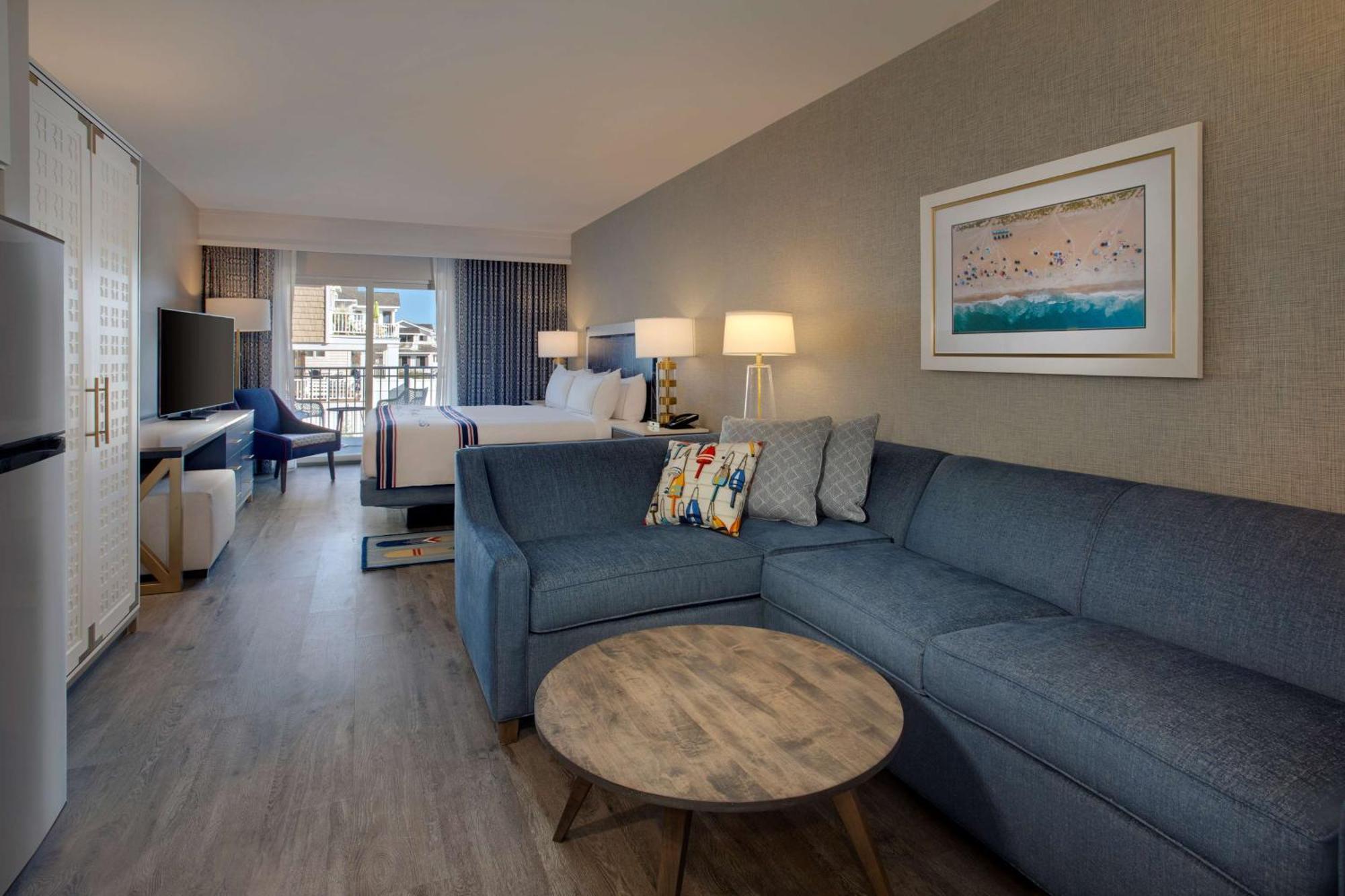 Junior King Suite Kitchenette,1551485944:JPEG
